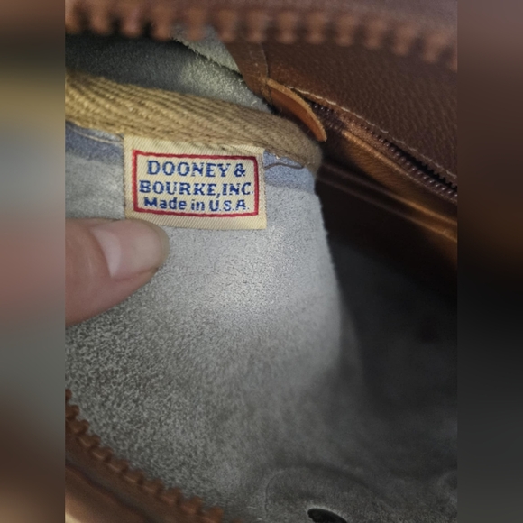 Dooney & Bourke Speedy Satchel Bag in cream leather - Picture 8 of 15